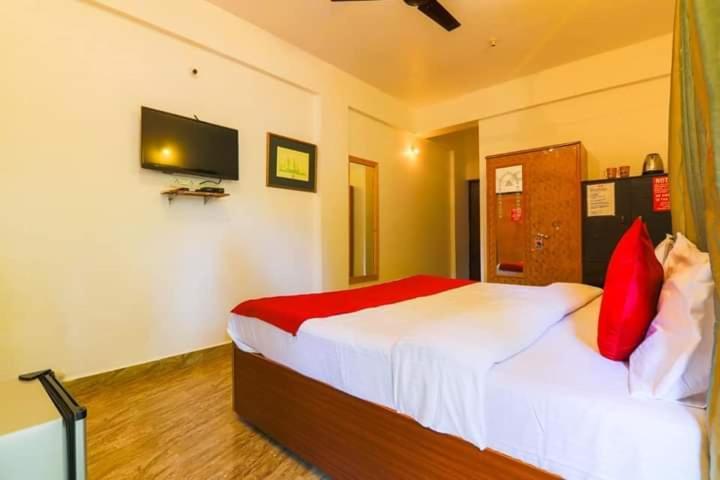 Hotelpornima Отель Пурнима Кандолим Екстериор снимка